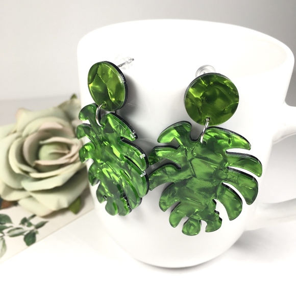 Acrylic Resin Leaf Dangle Drop Earrings BOUTIQUE - Picture 1 of 3
